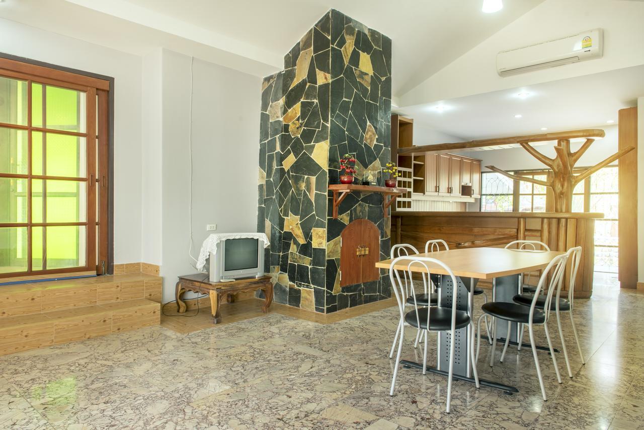 Ivy Cottage By Qiu Muak Lek Exterior foto